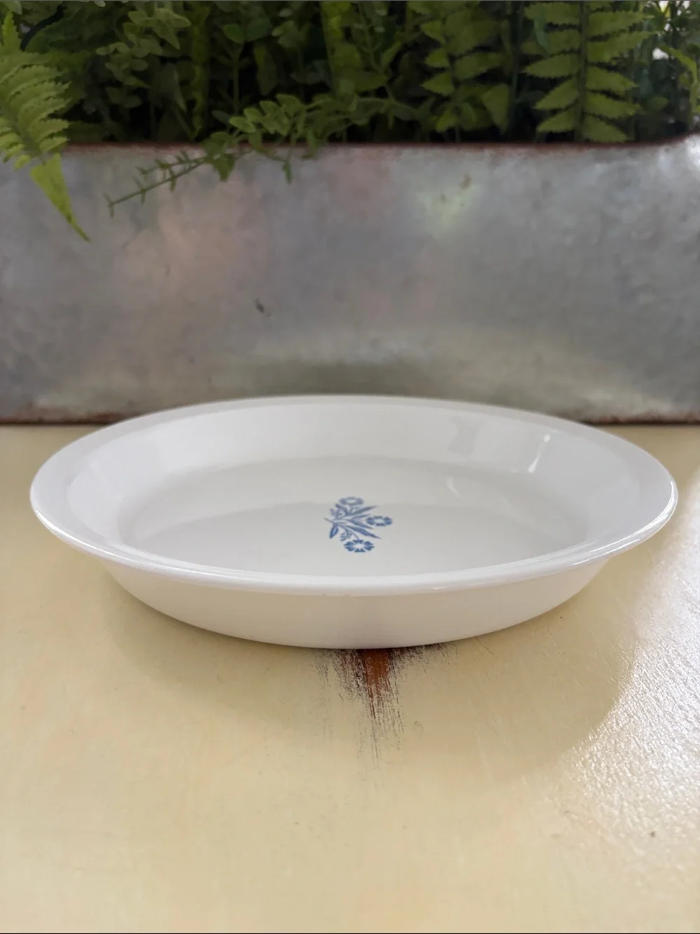 Corningware Vintage Blue Cornflower pattern white Ceramic Pie baking Plate 9”